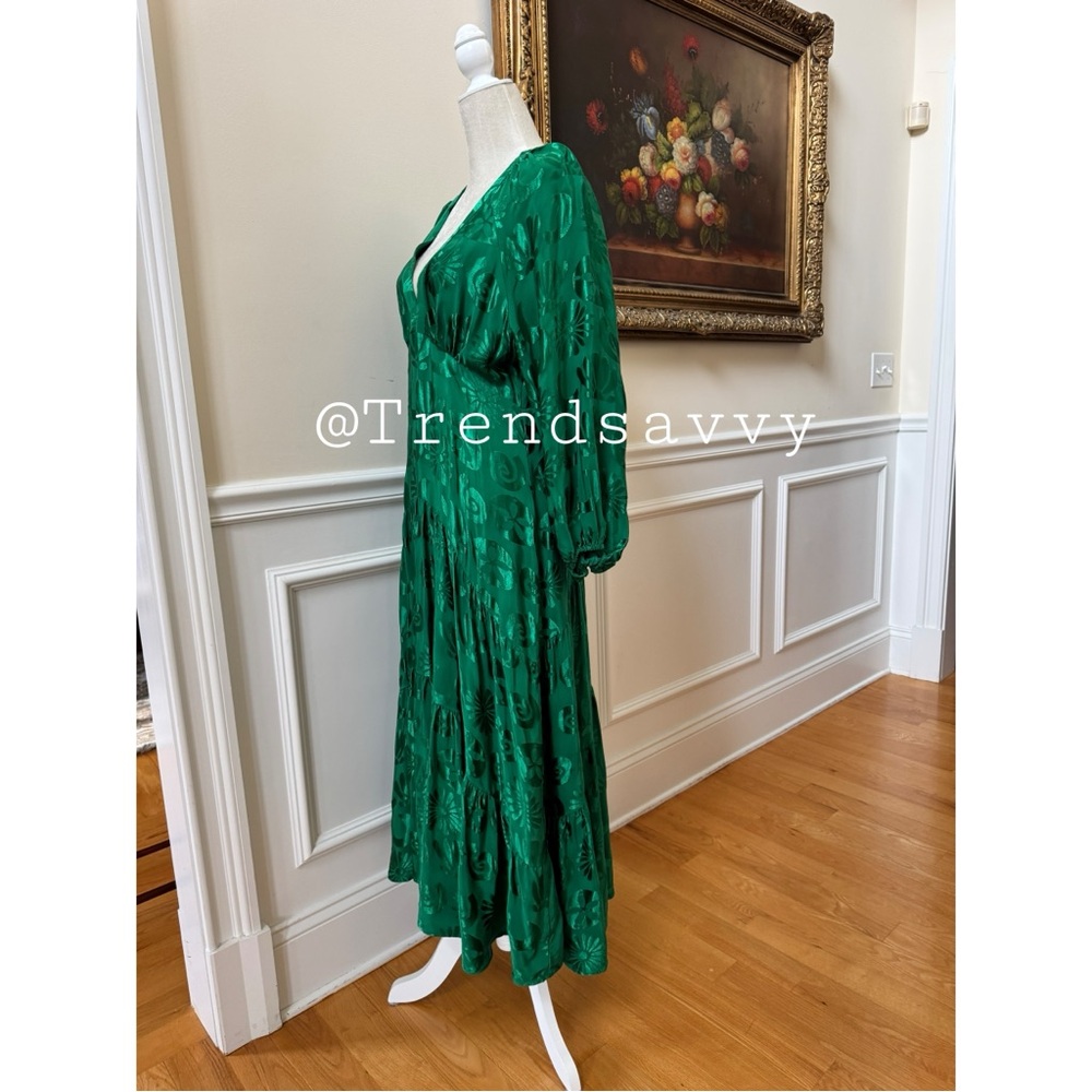ANTHROPOLOGIE Farm Rio Green Floral Jacquard V-Neck Maxi Dress Petite MP NWT - Picture 9 of 17